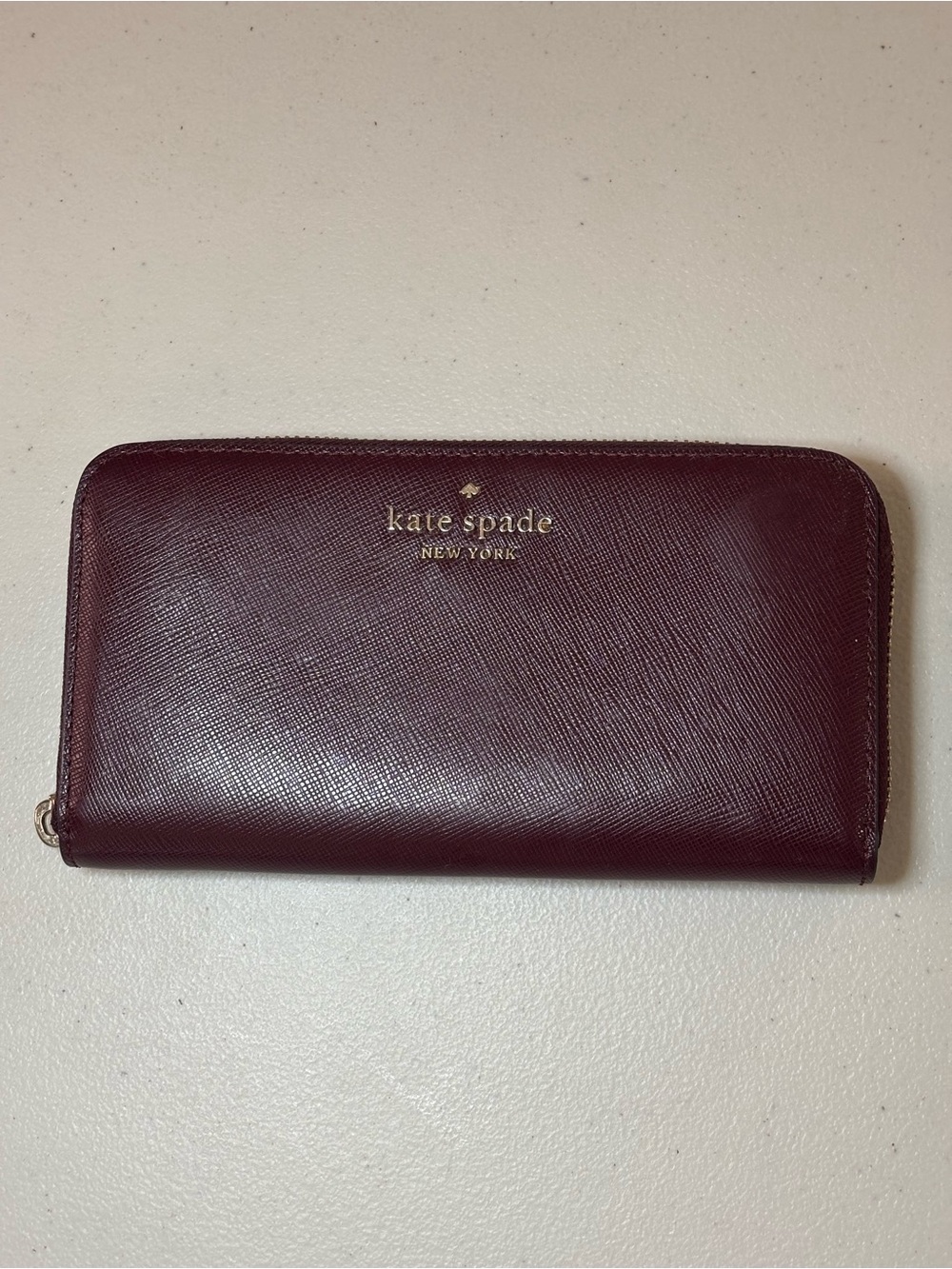kate spade Saffiano Leather Zip Wallet in Wine
